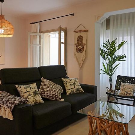 Appartement Dharma Experience Cambrils Facebook Extérieur photo