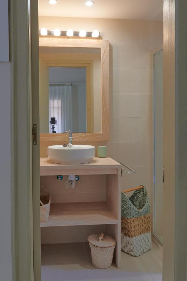 Appartement Dharma Experience Cambrils Facebook Extérieur photo